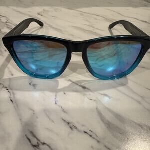 Hawkers 4B/F02 Sunglasses Black Fade Blue Polarized READ